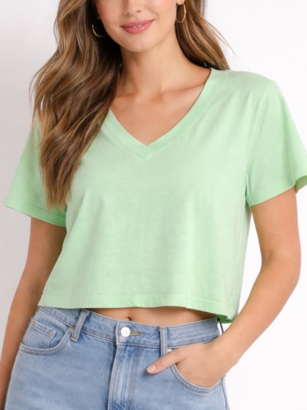 Women's Mint Green V-Neck Cropped Tee